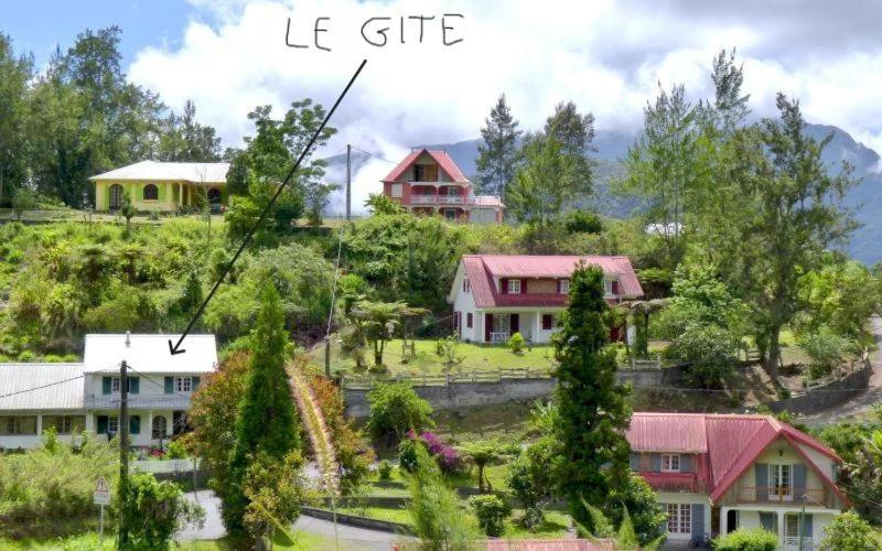 Porte De Mafate - Grand Ilet ซาลาซี ภายนอก รูปภาพ